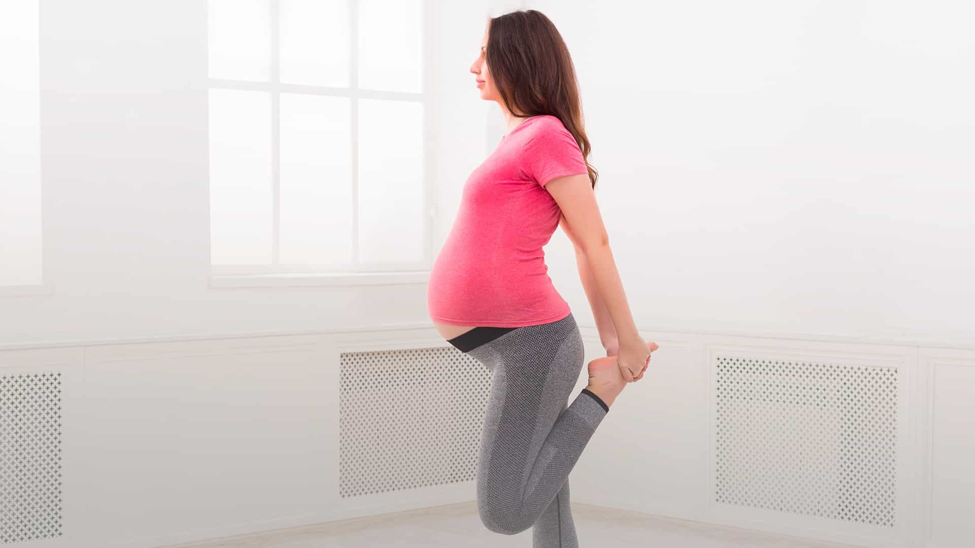 Exercícios físicos leves ajudam o sono na gravidez
